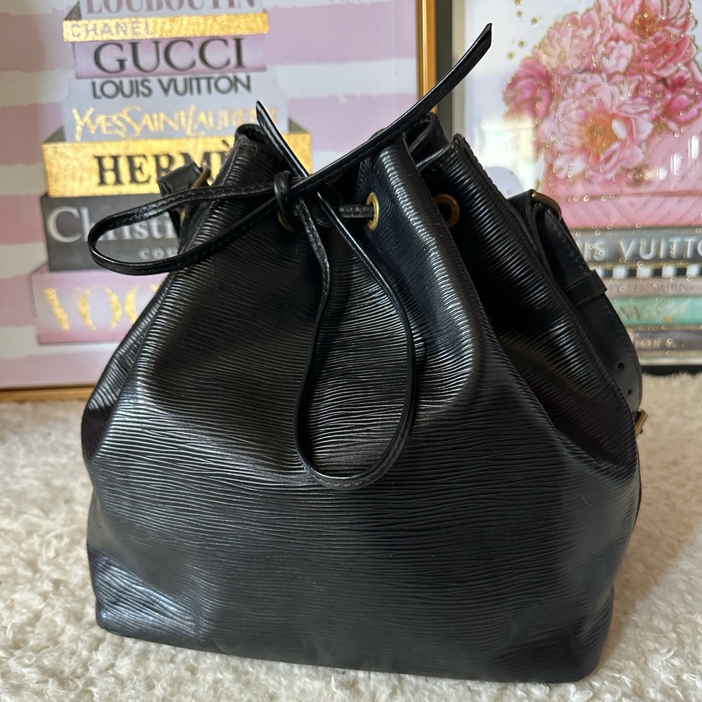 Louis Vuitton Black Epi Leather Petite Noe
